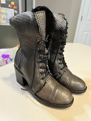 AMANDA GREGORY Women's Hand Cobbled Gray Leather Ankle Boots Size 38 • $59.95