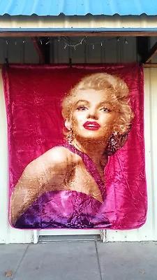 Marilyn Monroe Pink Queen Size Blanket • $56.39