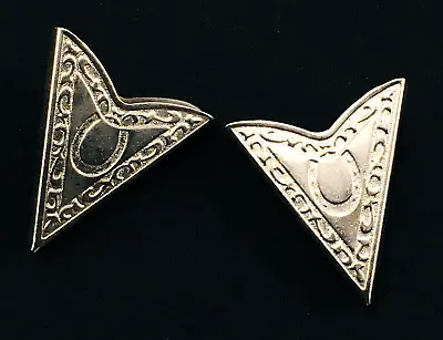 Large Vintage Western Collar Tips Silver Tone Metal With Horseshoe Center. • $9.46