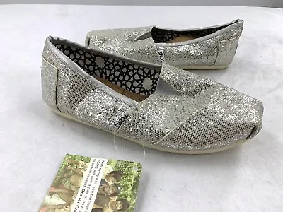 TOMS Silver Glitter Slip On Shoes Sparkly Women's Comfort Flats Size 8 • $17.88