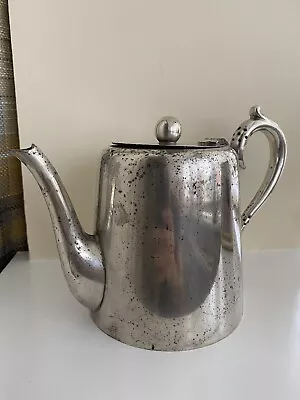 Walker & Hall Silver Plated Teapot • £5.99