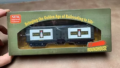 HO Scale Roundhouse 84588 Old Time 40' Wood Reefer #102 Alderney Dairy Milk Car • $24.99