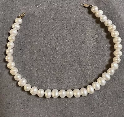 Vintage 14 Karat Yellow Gold Freshwater Cultured Pearl Bracelet 7.5 Inch • $40