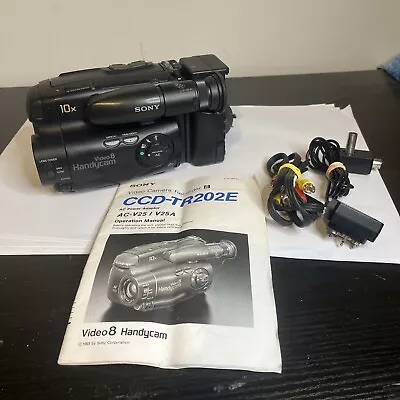 Sony Handycam Video 8 CCD-TR202E No Battery • $65