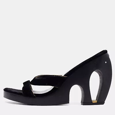 Chanel Black Velvet Slide Sandals Size 38 • $231