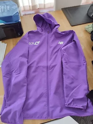 2024 New Balance London Marathon Jacket - Large • £3.10