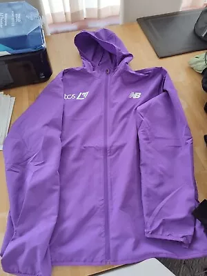 2024 New Balance London Marathon Jacket - Size Medium • £3.99
