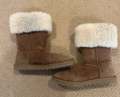 UGG Classic Tall Women's Shearing Boots Size 8 - Chestnut • $35