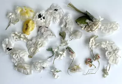 Vintage Millinery Fabric Flowers Lot White Ivory Yellow Floral • $28.95