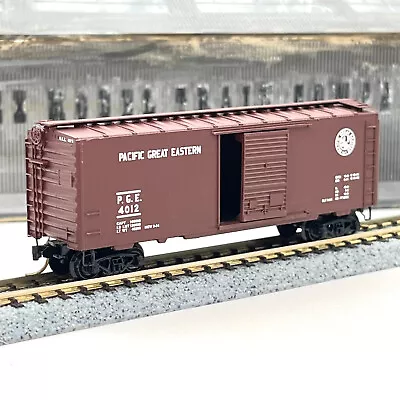Micro-Trains 20970 Pacific Great Eastern 40 Ft PS-1 Boxcar PGE 4012 N Scale • $12.99