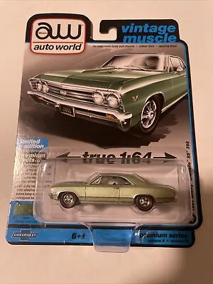 *DAMAGED*CARD* Auto World VINTAGE MUSCLE 1967 Chevy Chevelle SS 396 New • $4.99