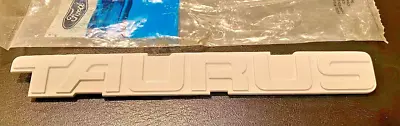 Nos 1991 Ford Taurus Emblem Nameplate F1dz-5442528-aae • $19.99