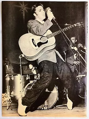 Elvis Presley Live~orig 1977 Poster~vtg Full Page Print Magazine Pinup Clipping • $18.99