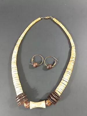 Vintage Hawaiian South Pacific Wood Necklace & Earrings Set • $34.99