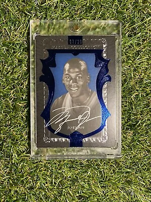 2015 Upper Deck Master Collection Michael Jordan Auto /20 Blue • $4000