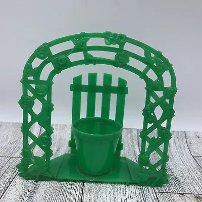 Vintage Toothpick Holder Plastic Green Garden Arch Collectible 70s Table Setting • $4.99