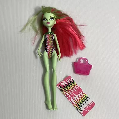 Monster High Swim Class Venus McFlytrap Bag Towel 2011 • $24.30