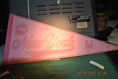 New York Mets -- 2006 Pink  Felt Pennant 12  X 30  • $10.75