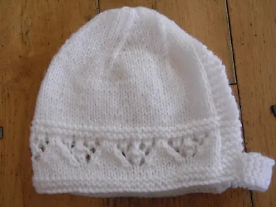 Brand New Hand Knitted White Baby Bonnet 0-3 / 3-6 / 6-9 Months • £3.25