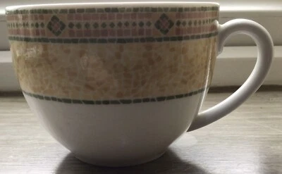 £4 • Buy Wedgwood Home Florence Teacup