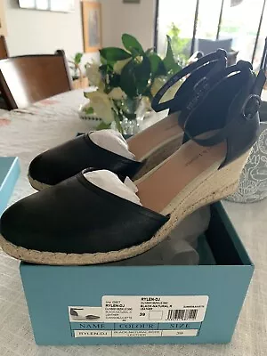 Women’s Espadrilles Sz 39 Black Leather Near New • $60