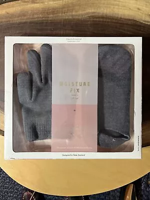 Moisture Gloves & Moisture Socks By Simply Essential Everyday Spa Gift Box Set • $10