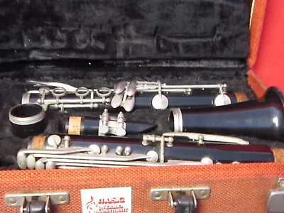 Leblanc Vito Wood CLARINET With Case.  As Is Not Tested • $70