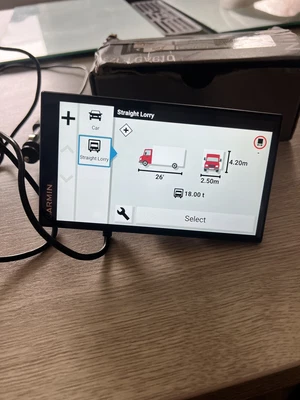£150 • Buy Garmin Dezl LGV610 6 Inch Truck SAT-NAV |