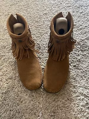 Women’s Ankle Minnetonka Moccasins Fringe Leather Size 7 • £29.92