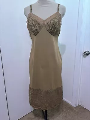 Rare Vintage Vanity Fair Full Slip • $30