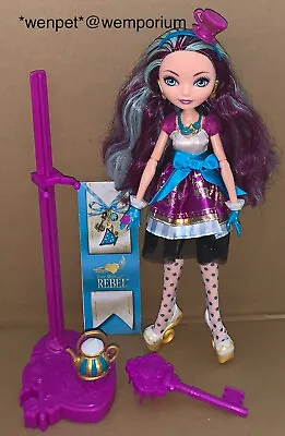 Ever After High Doll Madeline Hatter 1st Chapter Complete Ring Storybook Stand • £34.99