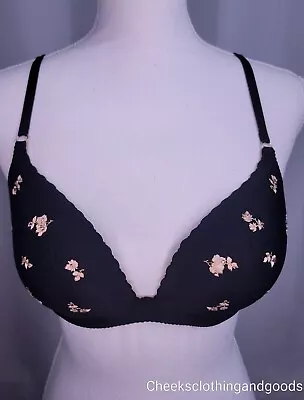 VS 34C Secret Embrace Push-up Wired Bra Black/Gold Flowers Victoria's Secret  • $15