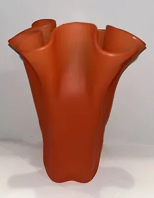 Vintage Muurla Finland Orange Satin Glass Ruffled Handkerchief Vase • $26