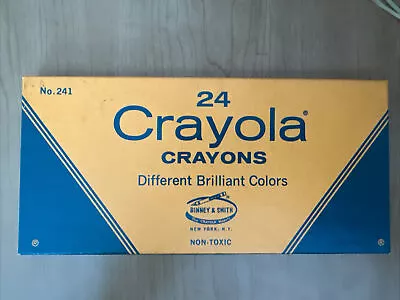 Binney And Smith Crayola Crayons Vintage Flat Box 24 Count No 241 • $9.50