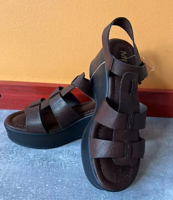 MIA Women's Size 7.5 M Flinn GG 859 Brown Wedge Heel Sandals New • $45