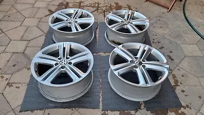 18x7.5 Volkswagen Jetta 2015 2016 2017 GTI GLI MK5 MK6 MK7 OEM 5K0601025P • $150