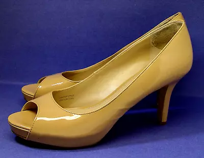 Via Spiga Pumps Shoes 8m Beige Patent Leather 3.5  Peep Toe  Good Used Condition • $25.16