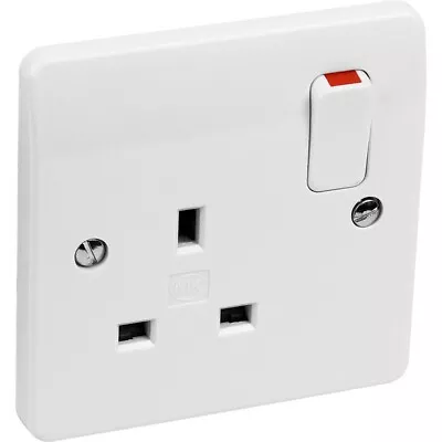 Mk Logic Plus 13a 1-gang Dp Switched Plug Socket White • £2.75