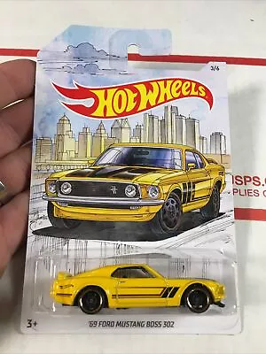 HOT WHEELS DETROIT MUSCLE WALMART EXCLUSIVE '69 FORD MUSTANG BOSS 302 Yellow(19) • $10.99