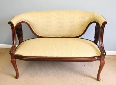 £1040 • Buy Antique Edwardian Mahogany Sofa