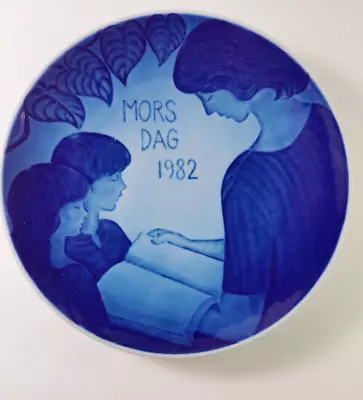 1982 Royal Copenhagen Mothers Day Mors Dag Plate Denmark 6  • $13.95