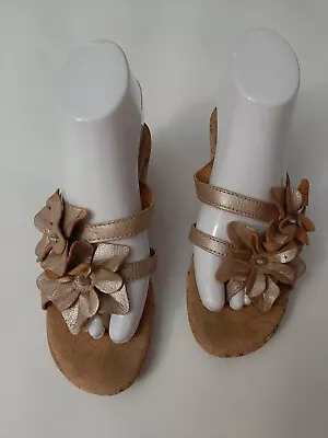 Merona Ladies Shoes Sz 6.5  Beige Leather Upper Rose Trim Slip-on  2.5  Wedge... • $24.99