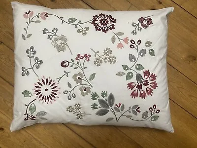 £6.50 • Buy Hardly Used Ikea Hedblomster Embroidered Floral Rectangular Cushion 50cm X 60cm