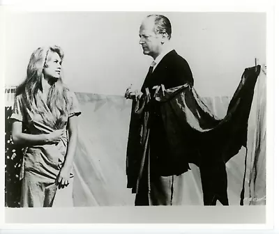 Vintage 8x10 Photo And God Created Woman (1956 Film) Brigitte Bardot Curd Jürgen • $16.99