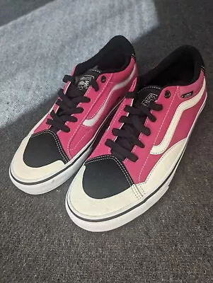 Size 9 - VANS TNT Advanced Prototype Black Magenta • $50