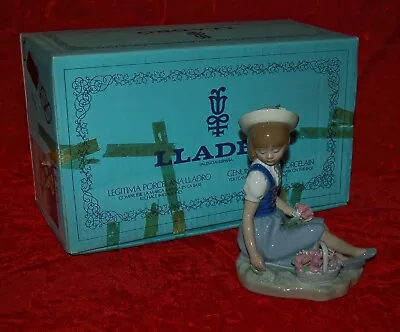 LLADRO Porcelain PICKING FLOWERS #1287 In Original Box! 1980's Made In Spain • $168.70