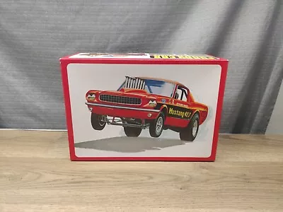 AMT Retro Deluxe Super Boss Mustang GT 427 Funny Car 1:25 Model Kit Open Box  • $33