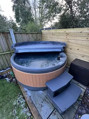 Rotospa Solid Hot Tub Orbis Brand New 5-6 Person Hot Tub - Priced To Sell • £3995