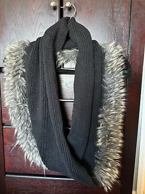 Cabi Twist Infinity Knit Scarf Or Shawl Faux Fur Trim Black/Beige Soft Warm Cute • $14