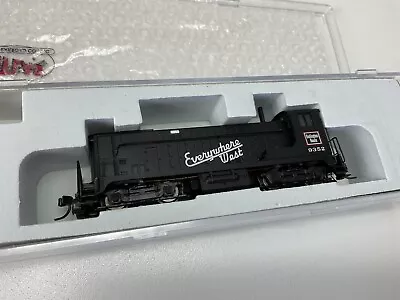 Atlas 40 000 555 N Scale Burlington Route VO-1000 Diesel Locomotive #9352 W/DCC • $179.95